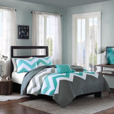 Intelligent Design Cade Reversible Quilt Set - www.BedBathandBeyond.com